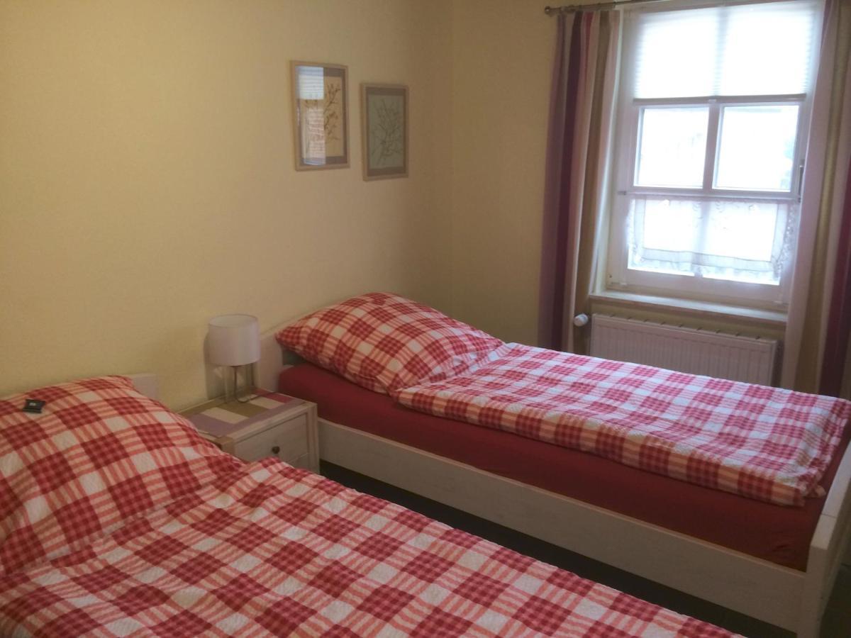 Klaassen- Up Warf Holiday home *